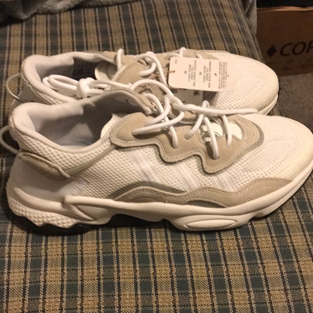 Adidas ee6464 Mens Sz 10 ozweego